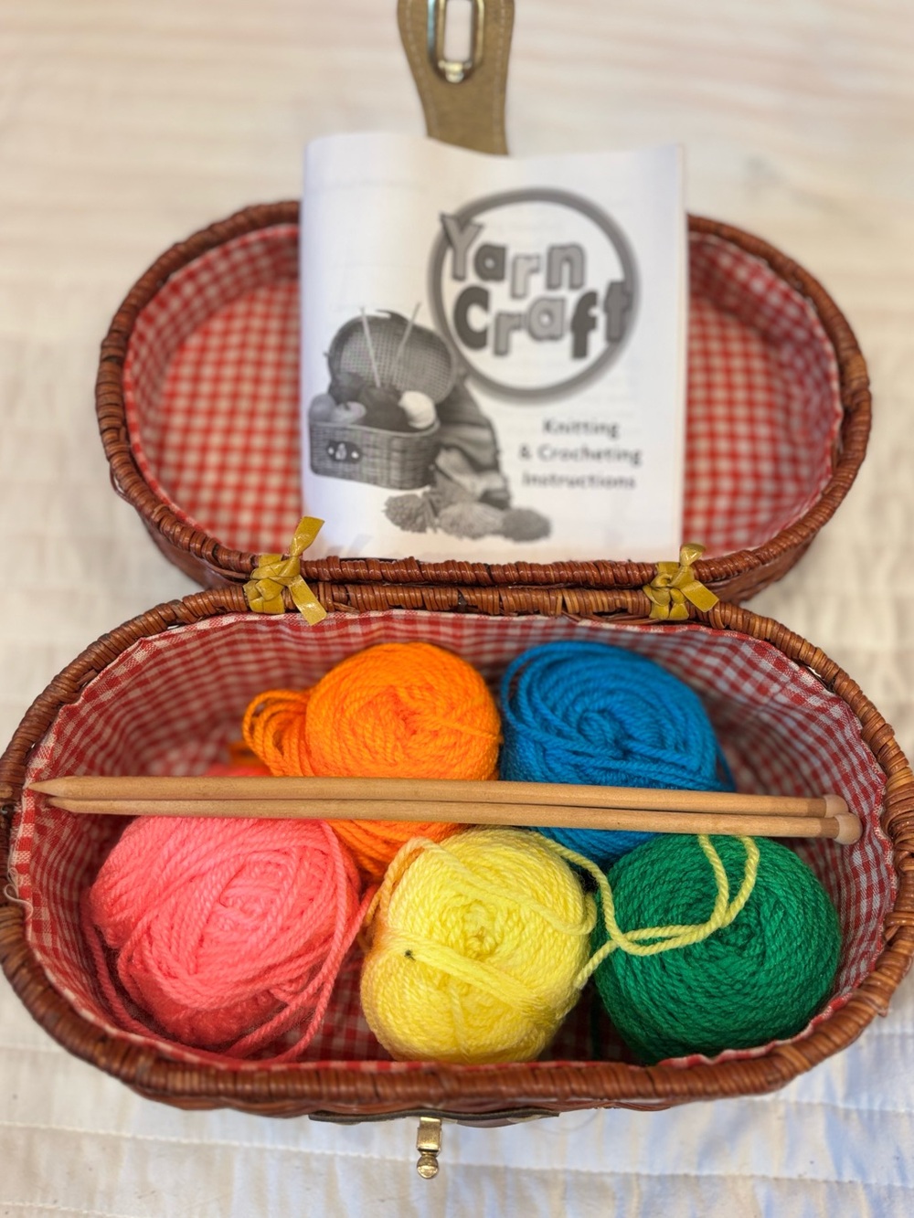 Vintage 2004 Alex Toys Childrens Wicker Basket Yarn Craft Kit Y2K